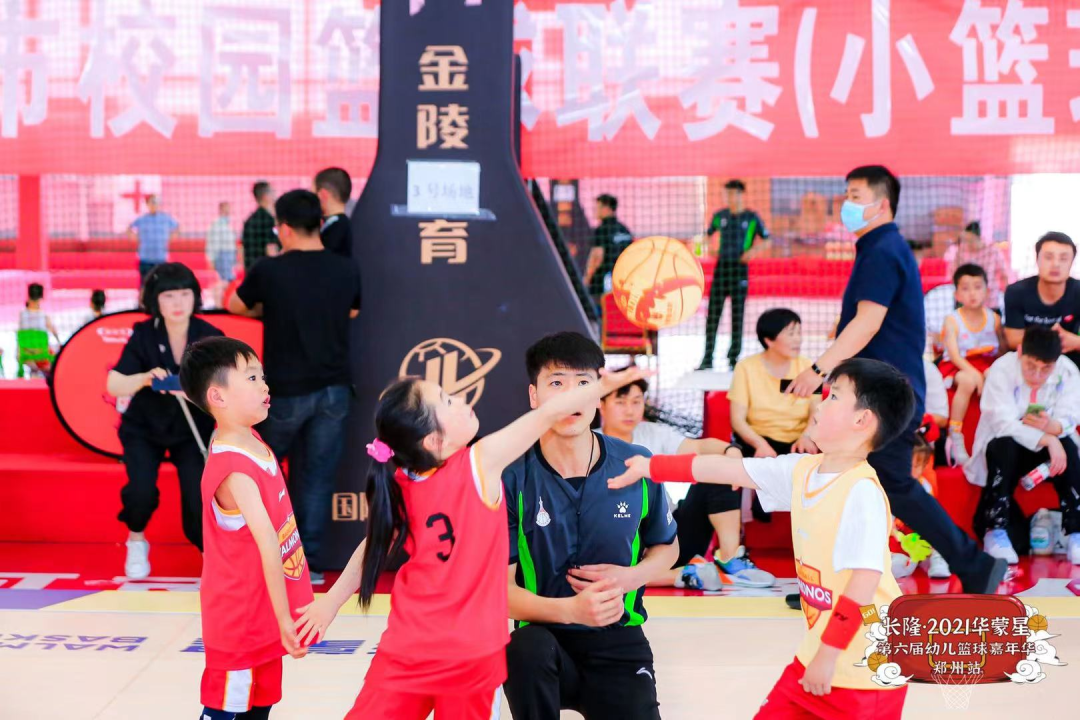 中班篮球操规则比赛教案_篮球操中班比赛规则_中班篮球操动作