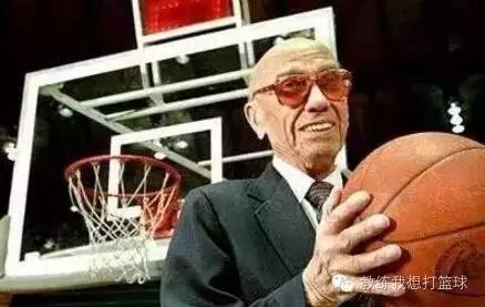 篮球规则潜打知道犯规吗_打篮球必须知道的潜规则_篮球规则打法