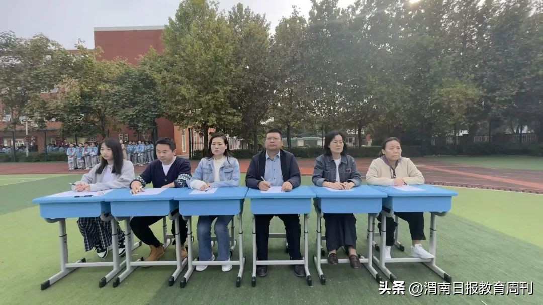 进场体操广播小学生视频_进场体操广播小学生怎么写_广播体操小学生进场