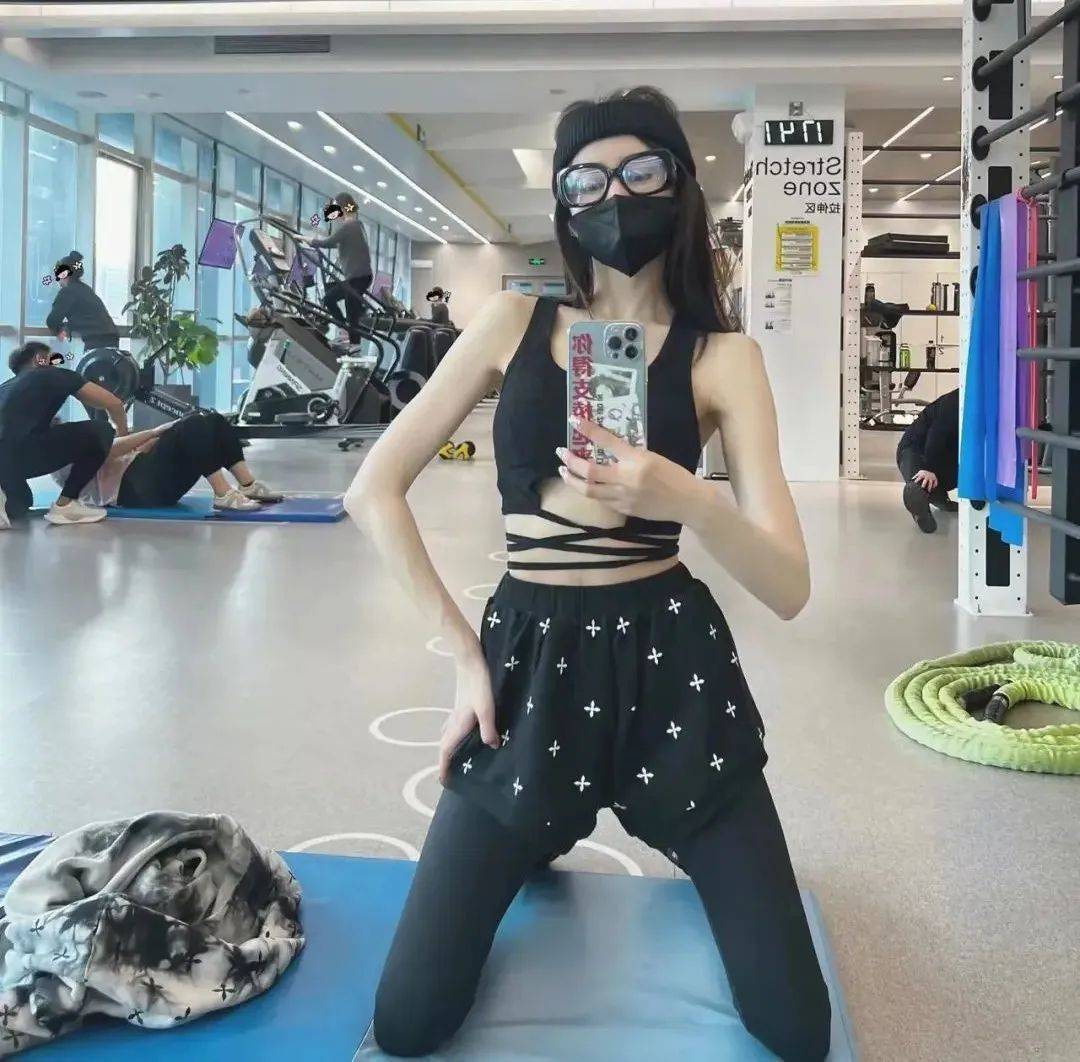 盘点那些健身明星_健身出名的明星_要健身的明星