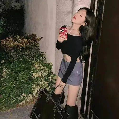 健身出名的明星_要健身的明星_盘点那些健身明星