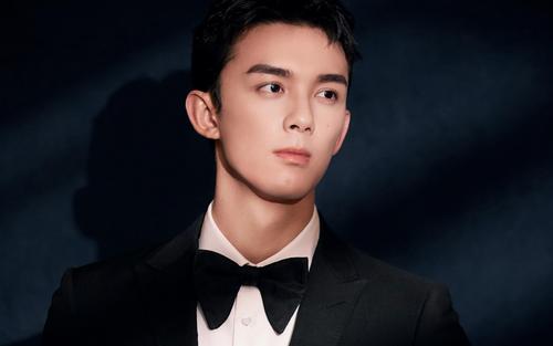 健身出名的明星_健身明星rex_要健身的明星
